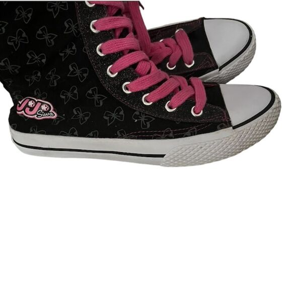 Jojo Siwa Sneakers - Picture 6 of 12